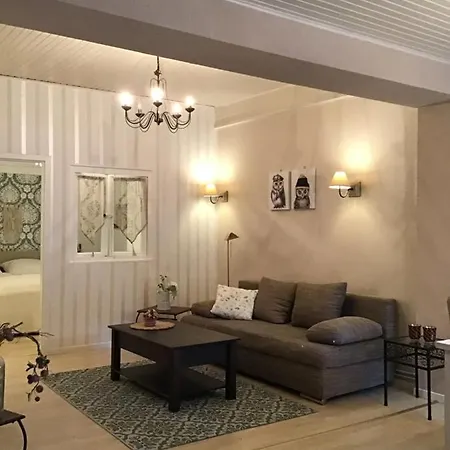 Apartment Holland 5 *